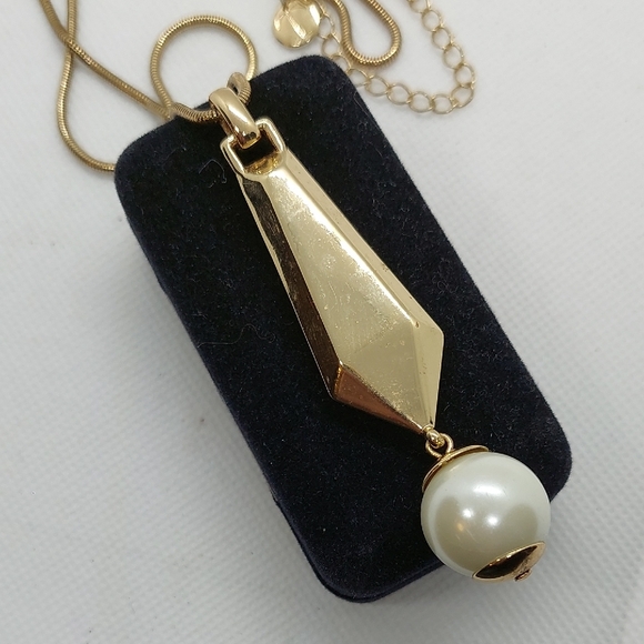 TALBOT'S Goldtone Bold Statement Pearl Pendant Snake Chain 28 " Necklace GUC - Picture 7 of 11